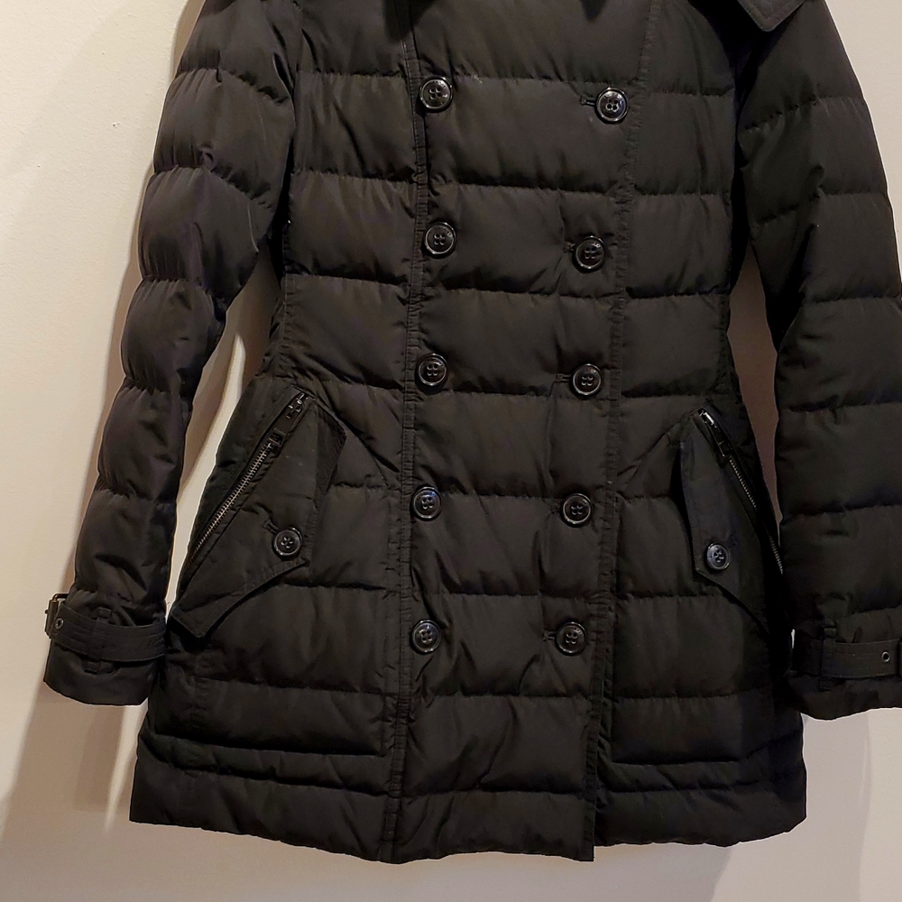 Burberry Brit Quilted Ashwick Puffer Down Coat in Black - Picture 4 of 11
